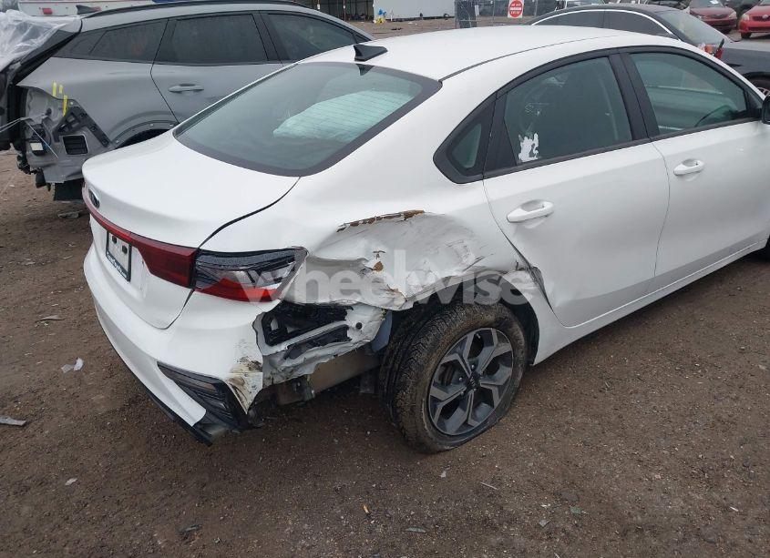 Photo 6 of 2019 Kia Forte LXS (VIN 3KPF24AD7KE099388)