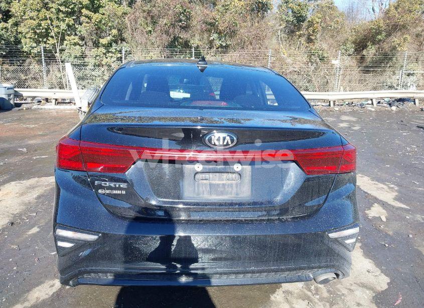 Photo 16 of 2019 Kia Forte LXS (VIN 3KPF24AD7KE102631)