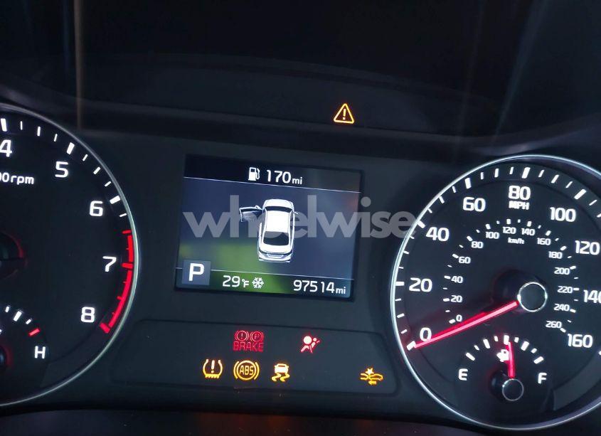 Photo 7 of 2019 Kia Forte LXS (VIN 3KPF24AD7KE102631)