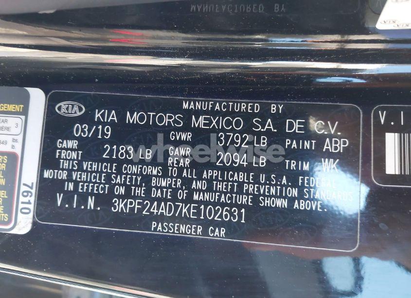 Photo 9 of 2019 Kia Forte LXS (VIN 3KPF24AD7KE102631)