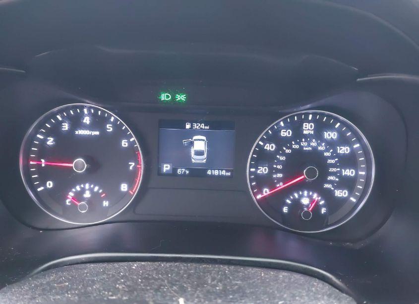 Photo 7 of 2019 Kia Forte LXS (VIN 3KPF24AD7KE123592)