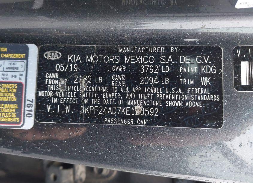 Photo 9 of 2019 Kia Forte LXS (VIN 3KPF24AD7KE123592)