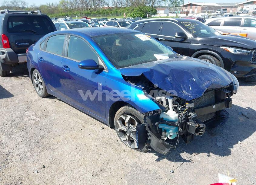 2019 Kia Forte LXS (VIN 3KPF24AD7KE133295) main photo