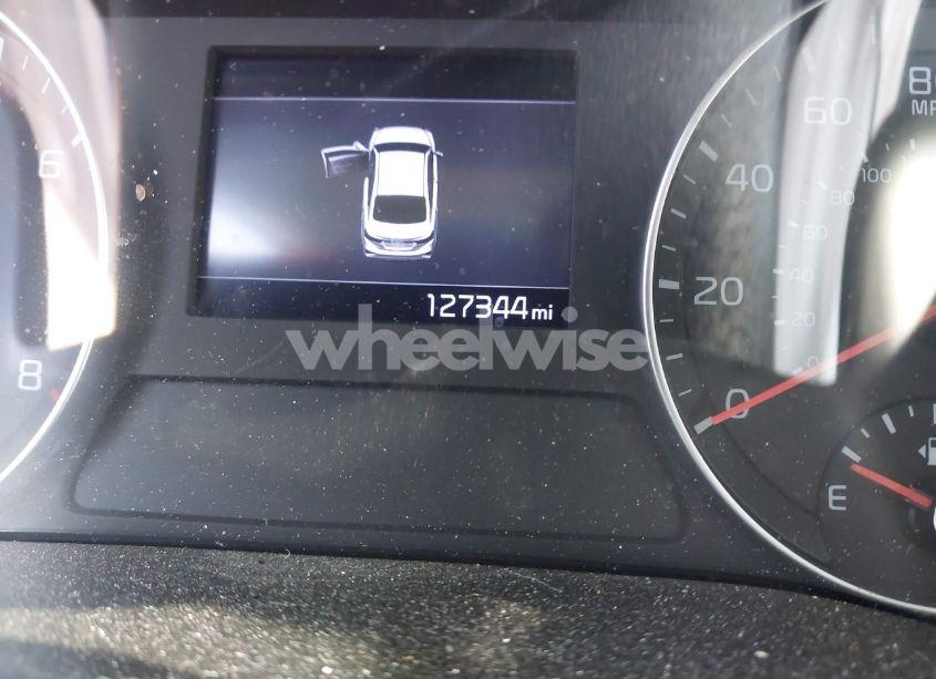 Photo 15 of 2019 Kia Forte LXS (VIN 3KPF24AD7KE133295)