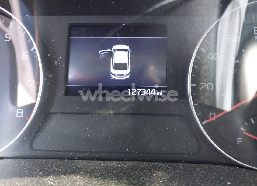 Photo 7 of 2019 Kia Forte LXS (VIN 3KPF24AD7KE133295)