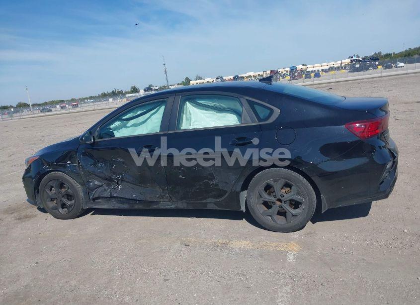 Photo 14 of 2019 Kia Forte LXS (VIN 3KPF24AD7KE133877)
