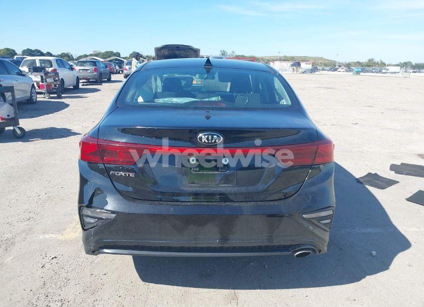 Photo 16 of 2019 Kia Forte LXS (VIN 3KPF24AD7KE133877)