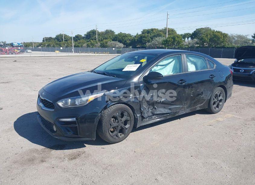 Photo 6 of 2019 Kia Forte LXS (VIN 3KPF24AD7KE133877)
