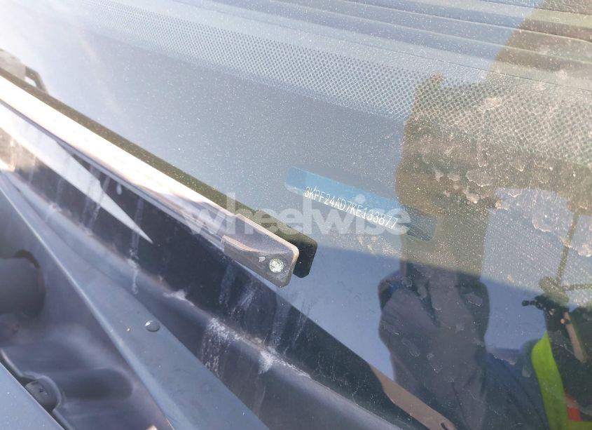 Photo 9 of 2019 Kia Forte LXS (VIN 3KPF24AD7KE133877)