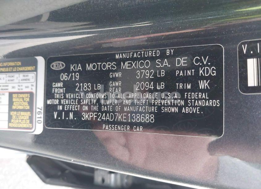 Photo 9 of 2019 Kia Forte LXS (VIN 3KPF24AD7KE138688)