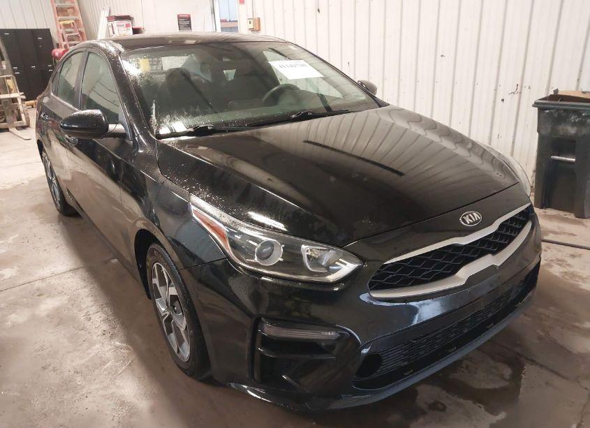 2019 Kia Forte LXS (VIN 3KPF24AD7KE139419) main photo