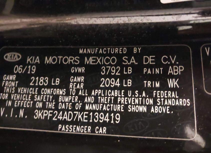 Photo 9 of 2019 Kia Forte LXS (VIN 3KPF24AD7KE139419)