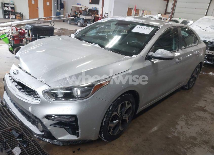 Photo 2 of 2020 Kia Forte LXS (VIN 3KPF24AD7LE143052)