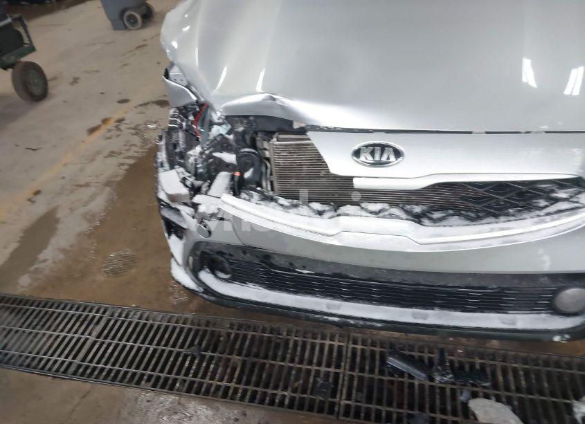 Photo 6 of 2020 Kia Forte LXS (VIN 3KPF24AD7LE143052)