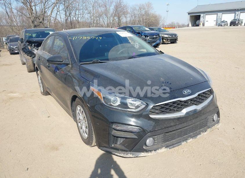 2020 Kia Forte FE (VIN 3KPF24AD7LE160160) main photo