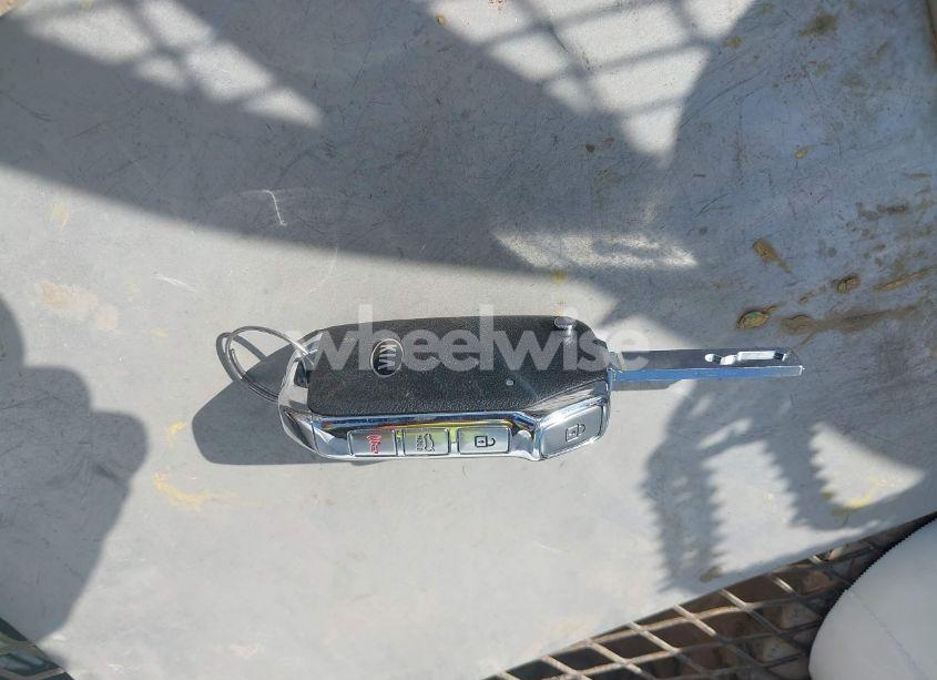 Photo 11 of 2020 Kia Forte FE (VIN 3KPF24AD7LE160160)