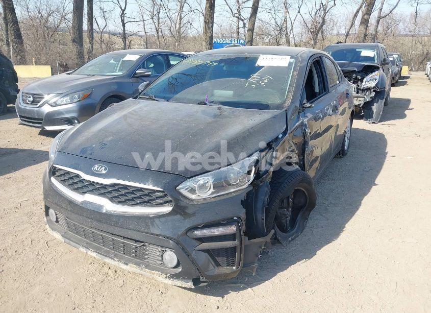 Photo 2 of 2020 Kia Forte FE (VIN 3KPF24AD7LE160160)