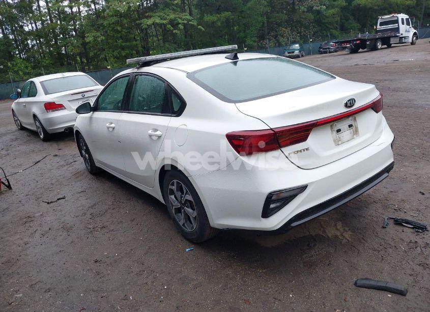 Photo 3 of 2020 Kia Forte LXS (VIN 3KPF24AD7LE172261)