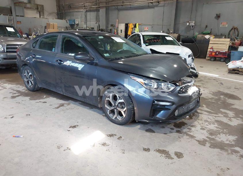 2020 Kia Forte LXS (VIN 3KPF24AD7LE189867) main photo