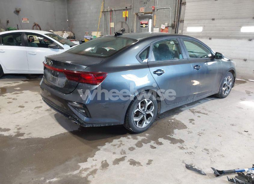 Photo 4 of 2020 Kia Forte LXS (VIN 3KPF24AD7LE189867)