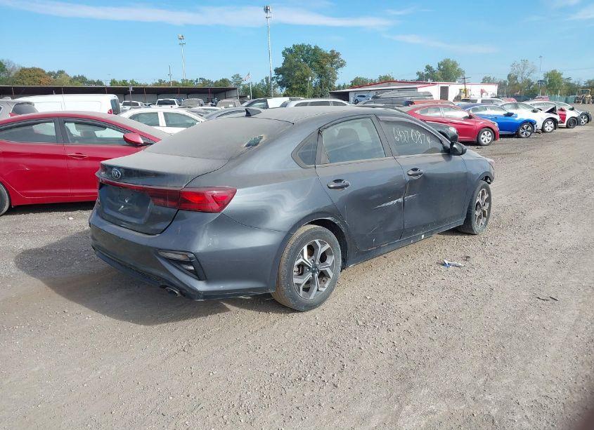 Photo 4 of 2020 Kia Forte LXS (VIN 3KPF24AD7LE205775)