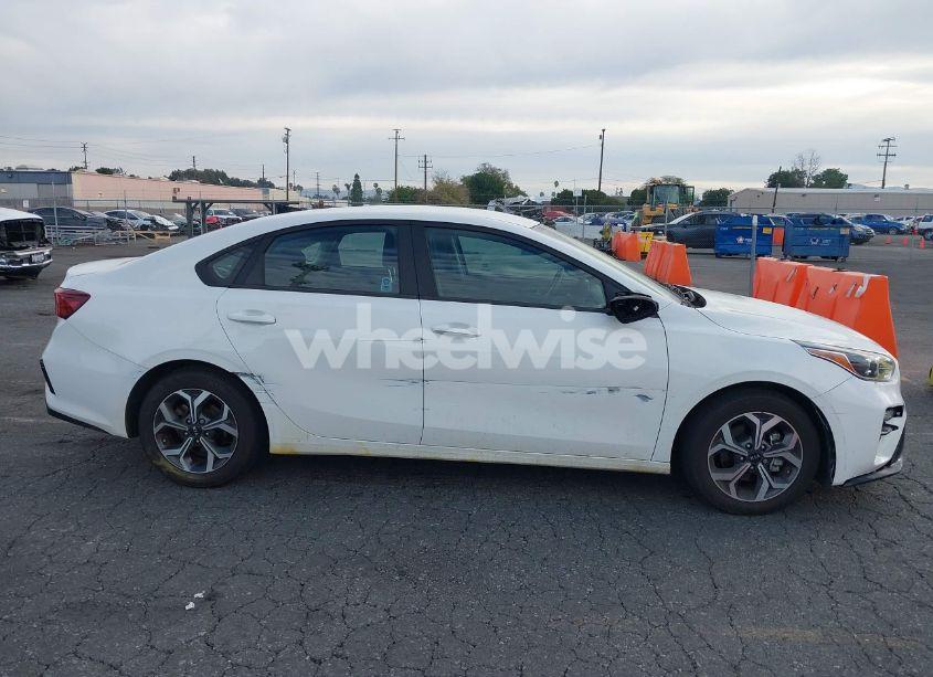 Photo 13 of 2020 Kia Forte LXS (VIN 3KPF24AD7LE227193)