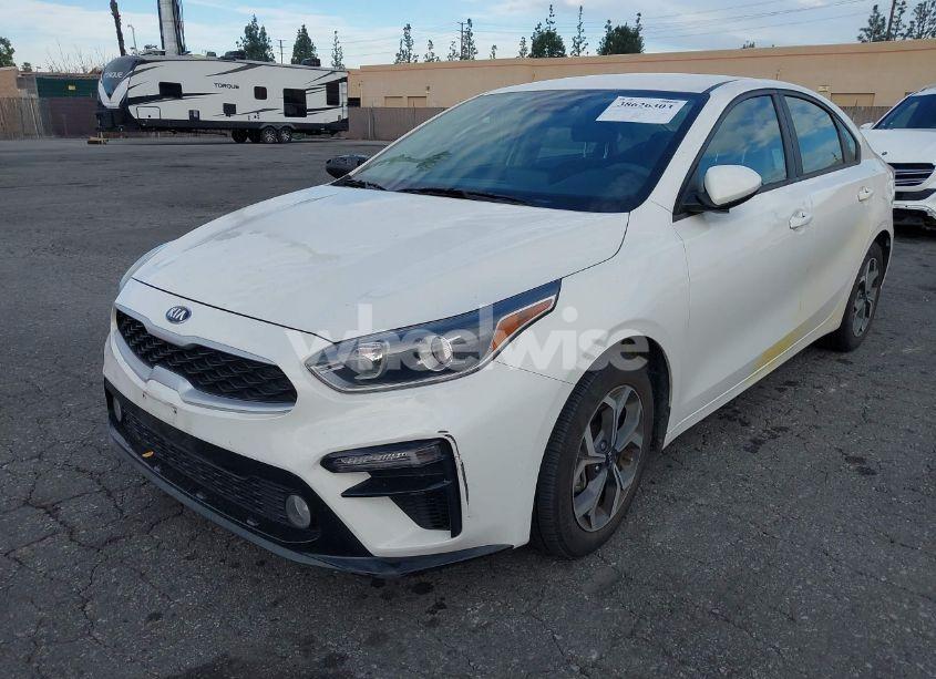 Photo 2 of 2020 Kia Forte LXS (VIN 3KPF24AD7LE227193)