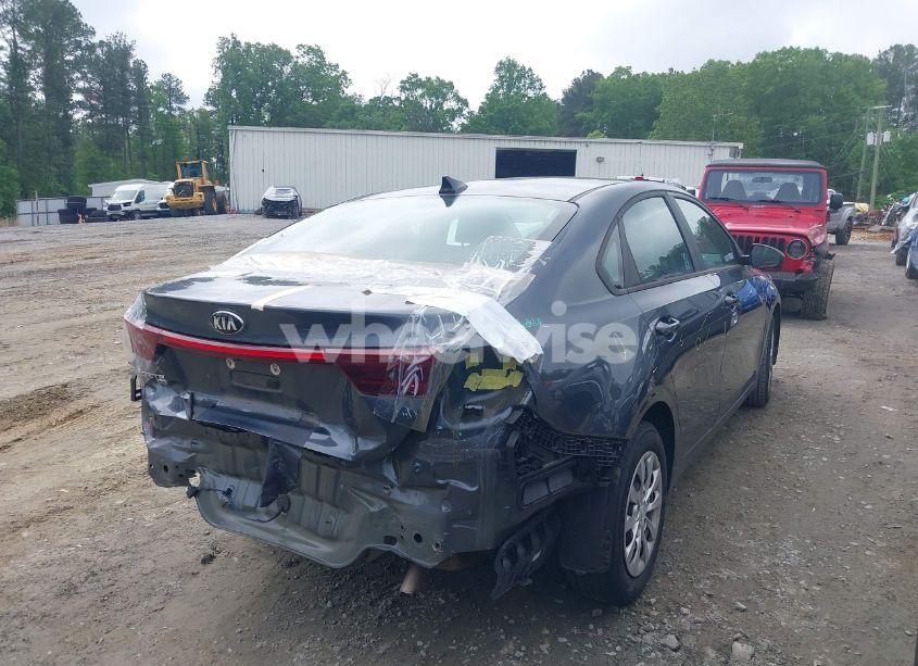 Photo 4 of 2020 Kia Forte FE (VIN 3KPF24AD7LE236038)