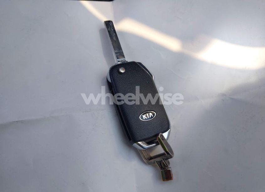 Photo 11 of 2020 Kia Forte LXS (VIN 3KPF24AD7LE258900)