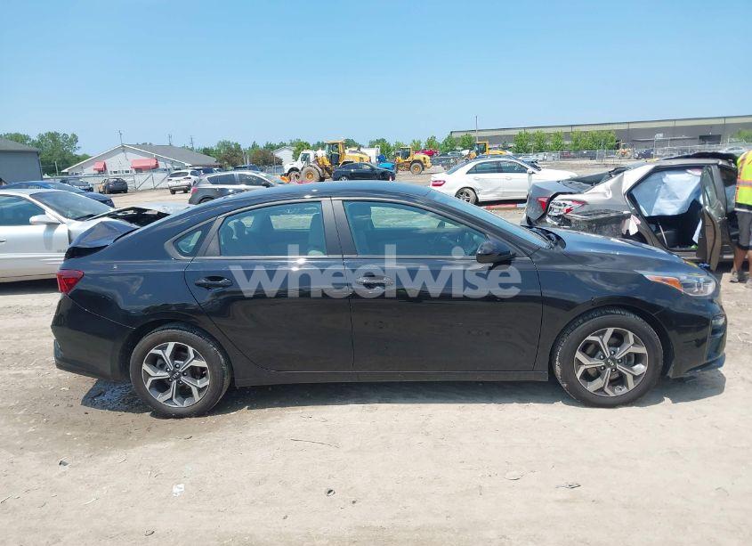 Photo 13 of 2021 Kia Forte LXS (VIN 3KPF24AD7ME264763)