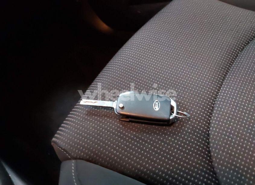 Photo 11 of 2021 Kia Forte LXS (VIN 3KPF24AD7ME266786)