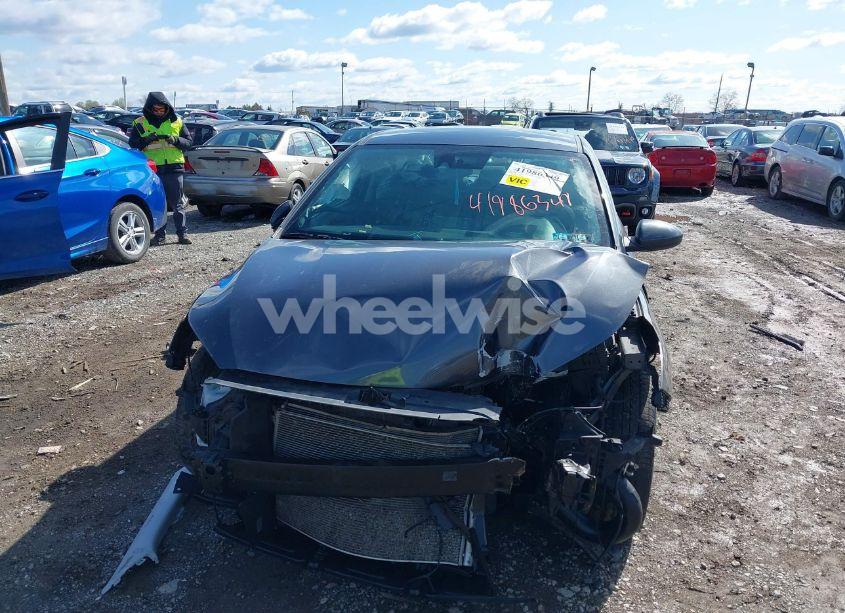 Photo 12 of 2021 Kia Forte LXS (VIN 3KPF24AD7ME266867)