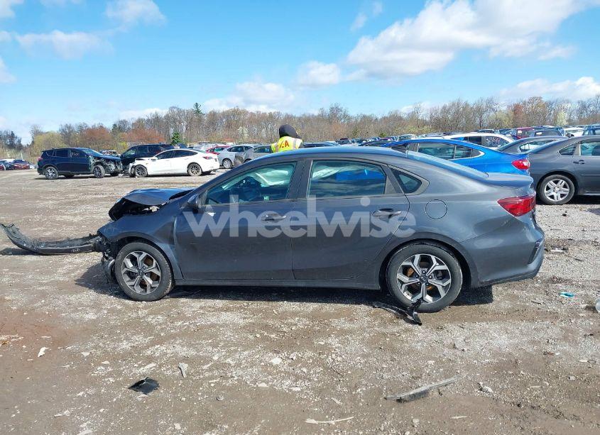 Photo 14 of 2021 Kia Forte LXS (VIN 3KPF24AD7ME266867)