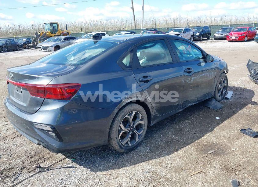 Photo 4 of 2021 Kia Forte LXS (VIN 3KPF24AD7ME266867)