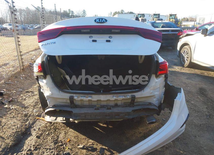 Photo 16 of 2021 Kia Forte LXS (VIN 3KPF24AD7ME295298)