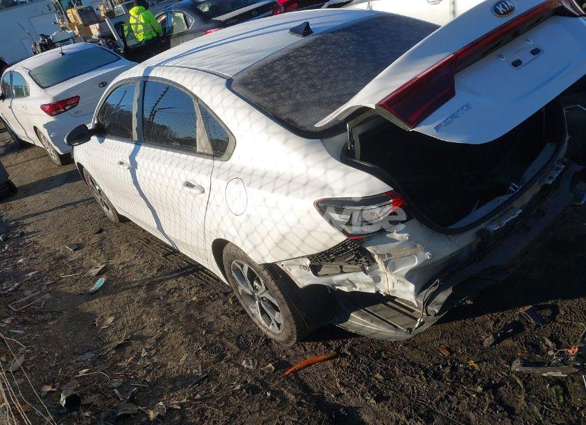 Photo 3 of 2021 Kia Forte LXS (VIN 3KPF24AD7ME295298)