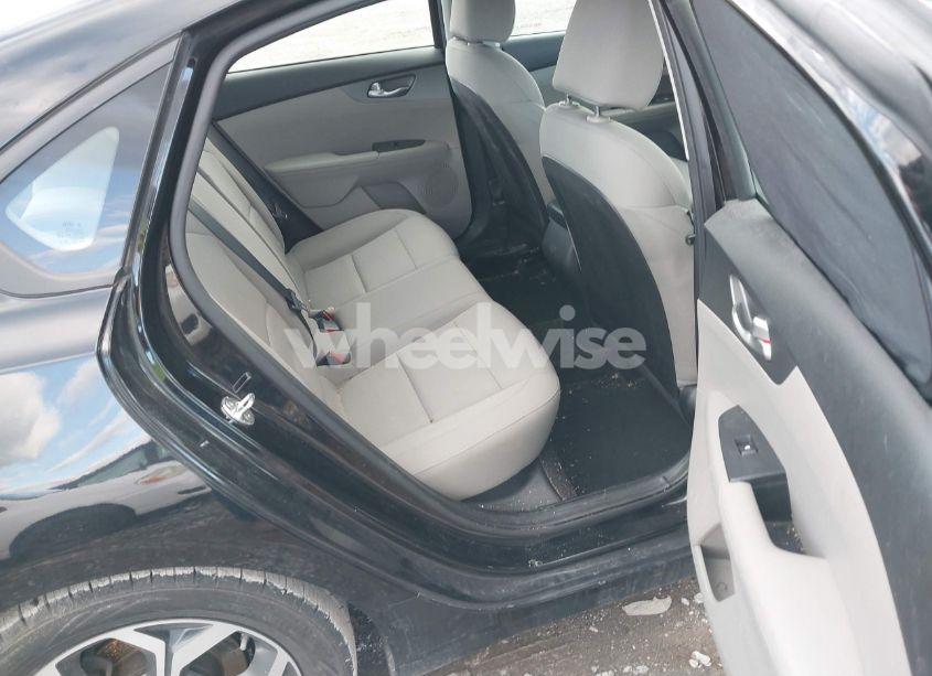 Photo 8 of 2021 Kia Forte LXS (VIN 3KPF24AD7ME298895)