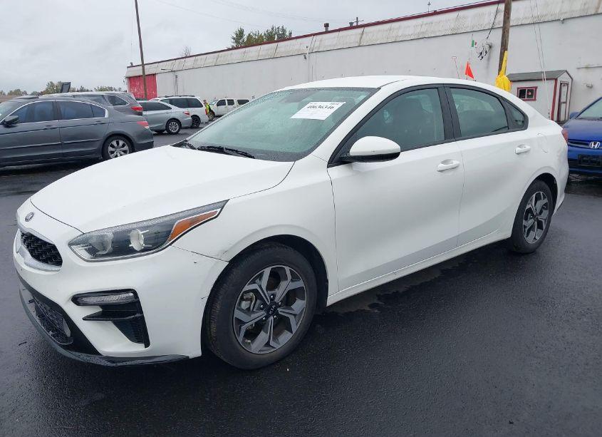 Photo 2 of 2021 Kia Forte LXS (VIN 3KPF24AD7ME299609)