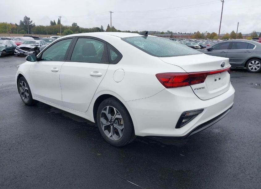 Photo 3 of 2021 Kia Forte LXS (VIN 3KPF24AD7ME299609)