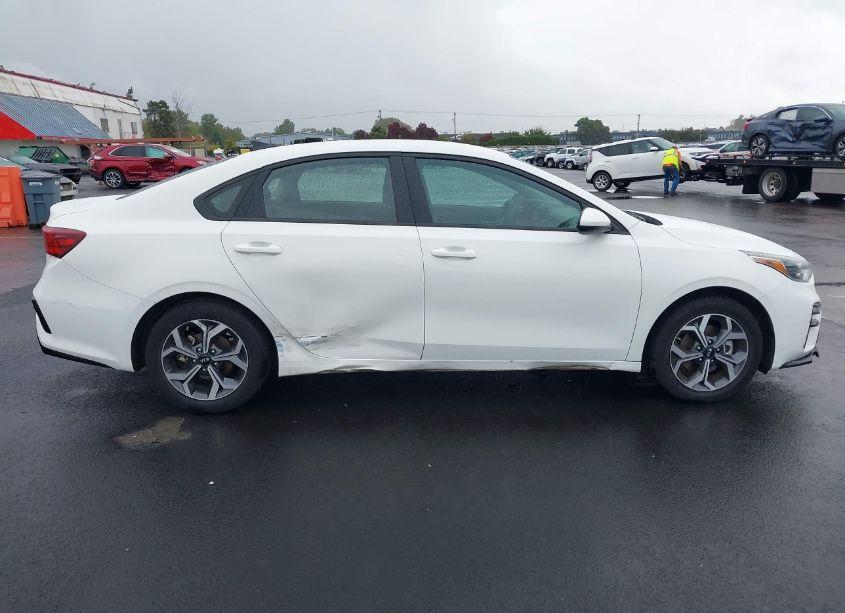 Photo 6 of 2021 Kia Forte LXS (VIN 3KPF24AD7ME299609)