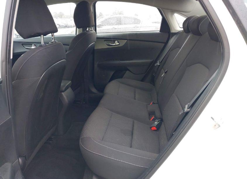 Photo 8 of 2021 Kia Forte LXS (VIN 3KPF24AD7ME299609)