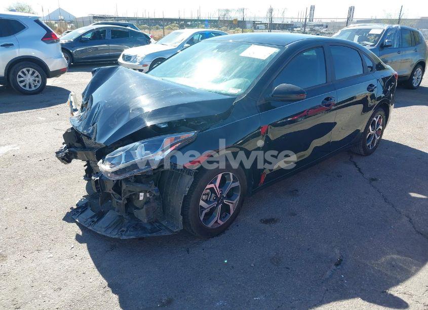 Photo 2 of 2021 Kia Forte LXS (VIN 3KPF24AD7ME299724)
