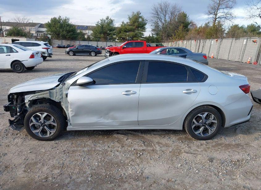 Photo 14 of 2021 Kia Forte LXS (VIN 3KPF24AD7ME306042)