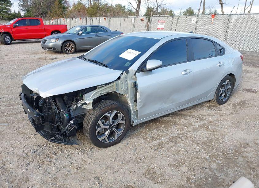 Photo 2 of 2021 Kia Forte LXS (VIN 3KPF24AD7ME306042)