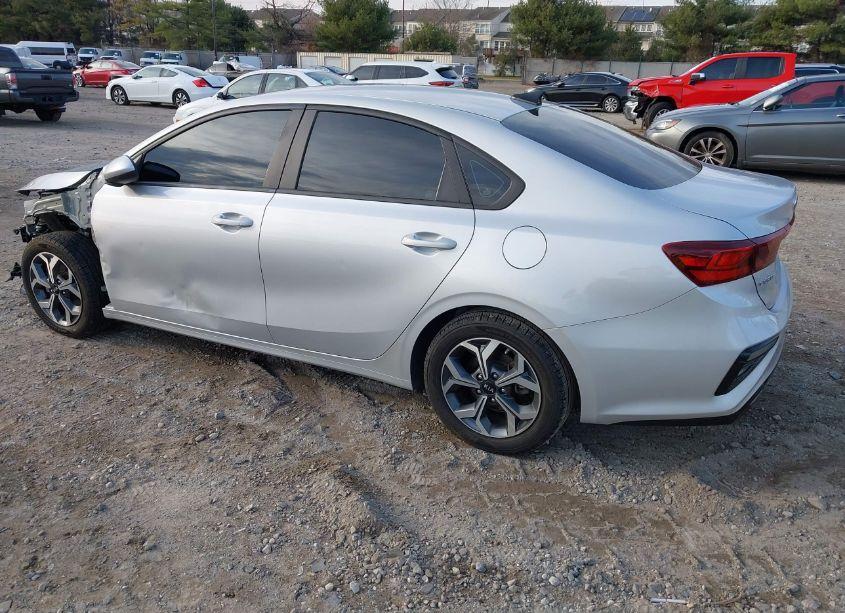 Photo 3 of 2021 Kia Forte LXS (VIN 3KPF24AD7ME306042)