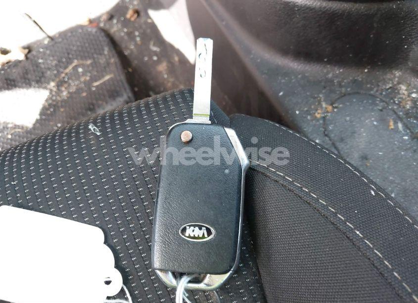 Photo 11 of 2021 Kia Forte LXS (VIN 3KPF24AD7ME321589)