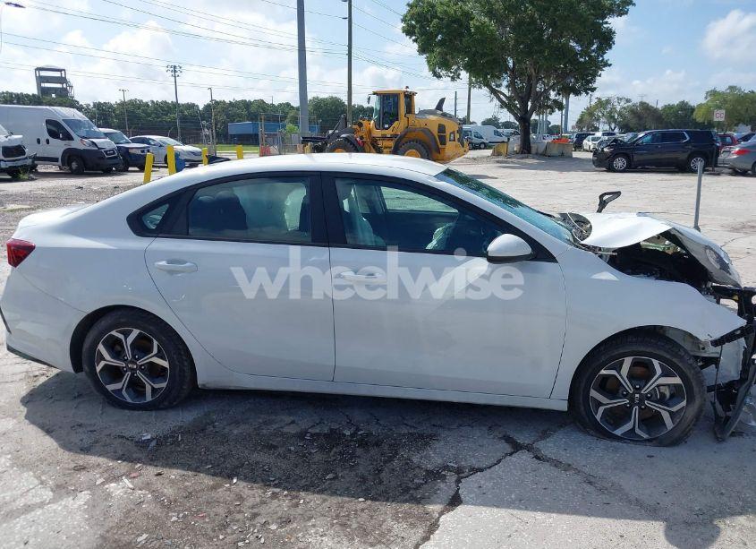 Photo 14 of 2021 Kia Forte LXS (VIN 3KPF24AD7ME321589)