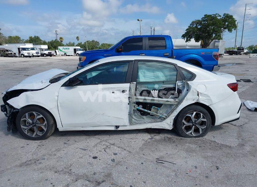 Photo 15 of 2021 Kia Forte LXS (VIN 3KPF24AD7ME321589)