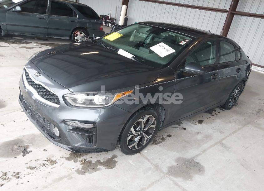 Photo 2 of 2021 Kia Forte LXS (VIN 3KPF24AD7ME329787)