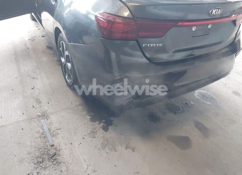 Photo 6 of 2021 Kia Forte LXS (VIN 3KPF24AD7ME329787)